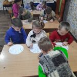 "А вже весна у двері стука"